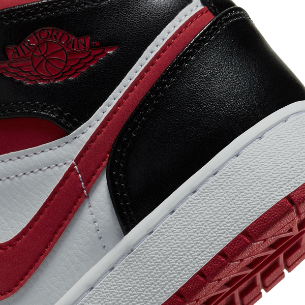 Air Jordan 1 Mid GS 'Gym Red' - Sneaker Score